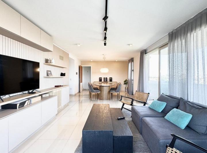 Departamento · 170m² · 4 Ambientes · 1 Cochera