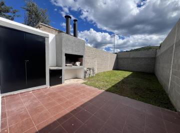 PH · 97m² · 3 Ambientes · 1 Cochera · Patio Amplio + Asador + Ubicación Tranquila en Los Prados