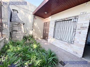 Casa · 190m² · 2 Ambientes · Venta Casa con Local en Villa Ballester Gran Esquina