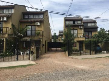 PH de 4 ambientes, Malvinas Argentinas · Triplex 4 Ambientes en Alquiler en Adolfo Sourdeaux