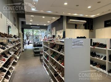 Local comercial · 350m² · 8 Ambientes · Local 8,66 X 24 Oficinas en 2 Plantas - Apto Todo Rubro - Ideal Local y Oficinas