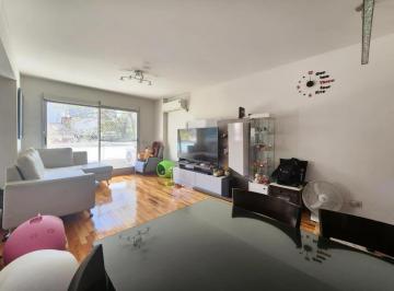 Departamento · 130m² · 4 Ambientes · Departamento en Venta - 3 Dorm. 3 Baños - Flores