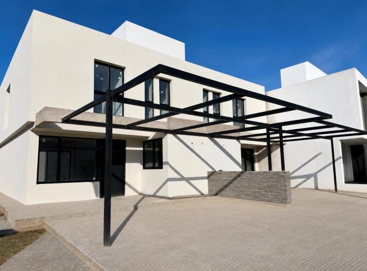 PH · 360m² · 6 Ambientes · 2 Cocheras