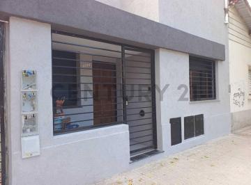 PH · 60m² · 3 Ambientes · Casa en Venta en La Plata de Dos Dorm.