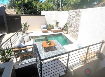 pileta decorada · Casa a Estrenar en Venta 4 Ambientes en Cuidad Jardin Lomas del Palomar