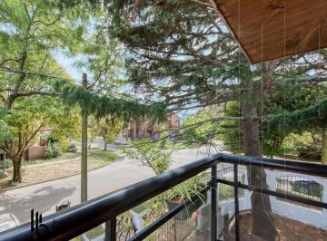 Casa · 230m² · 4 Ambientes · 4 Cocheras · Casa en Parque Luro