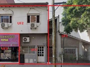 Casa · 210m² · 9 Ambientes · Importante Inmueble - Ideal Inversor.
