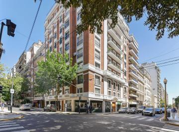 Departamento · 376m² · 8 Ambientes · 1 Cochera · Elegante Departamento 4 Dorm. en Recoleta con o Sin Muebles