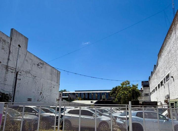 Terreno · 812m²