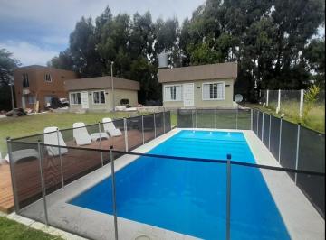 Casa · 974m² · 3 Ambientes · Casa 3 Amb + 2 Cabañas de 3 Amb en Los Acantilados
