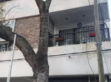 PH · 90m² · 3 Ambientes · 1 Cochera · Dúplex en Venta en Los Hornos, La Plata.