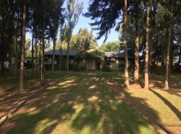 Quinta vacacional · 100m² · 3 Ambientes · Quinta - Coronel Brandsen