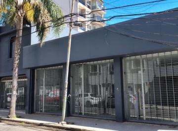 Local comercial · 43m² · Excelente Local en Bernal Centro (Local 2) a m de Belgrano