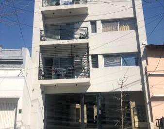 Departamento · 48m² · 2 Ambientes · Oportunidad Imperdible 2 Ambientes en Bernal Centro (Actualmente Alquilado Hasta Octubre 2027)