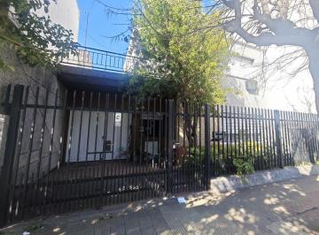 Casa de 4 ambientes, Morón · Casa 4 Ambientes en Venta, Centro de Haedo Norte