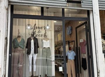 Local comercial · 15m² · Local en Alquiler en Pleno Corazón Comercial de Flores