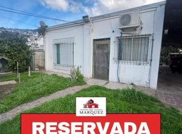 Casa · 74m² · 1 Cochera · Casa en Venta en Don Torcuato, Tigre, G. B. a. Zona Norte