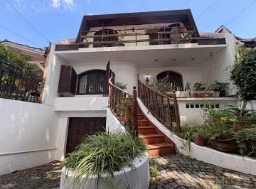 Casa · 400m² · 6 Ambientes · 3 Cocheras · Casa - Venta y Alquiler - Beccar San Isidro