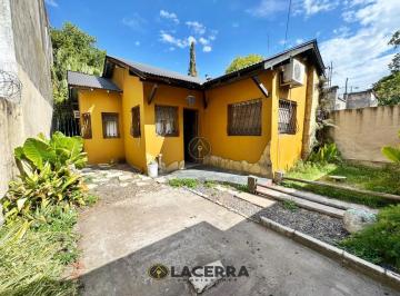 Casa · 75m² · 3 Ambientes · 1 Cochera · Casa 3 Ambientes con Cochera