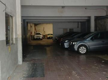 Departamento · 630m² · 3 Ambientes · 1 Cochera · Venta en Block Casa 3 Ambientes C/quincho + Galpon Multiples Usos 630 m² Cubiertoz