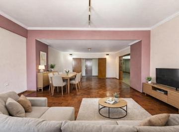 Departamento · 199m² · 6 Ambientes · 1 Cochera · Venta Piso Exclusivo de Cuatro Dorm. con Cochera. Barrio Martin, Rosario.