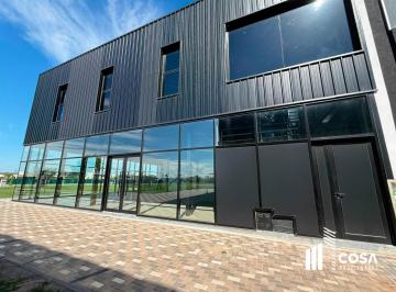 Local comercial · 490m² · 2 Ambientes · Alquiler Comercial Local y Oficina Vida Multiespacio Funes Santa Fe