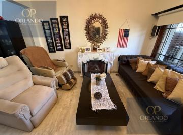 Casa de 5 ambientes, San Isidro · Casa en Venta 4 Dorm. Cochera y Jardin