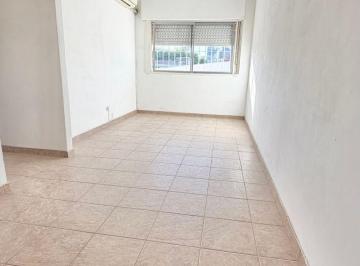 Departamento de 2 ambientes, Villa Devoto · Excelente Depto de 32 m² Al Contrafrente Muy Luminoso Todo El Día. Ideal Ubicación.