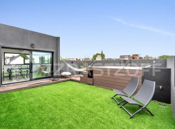 Casa · 203m² · 8 Ambientes · 1 Cochera · Casa en Venta de 5 Dorm. en San Isidro, Excelente Ubicación con 4 Plantas y Gran Parrilla.