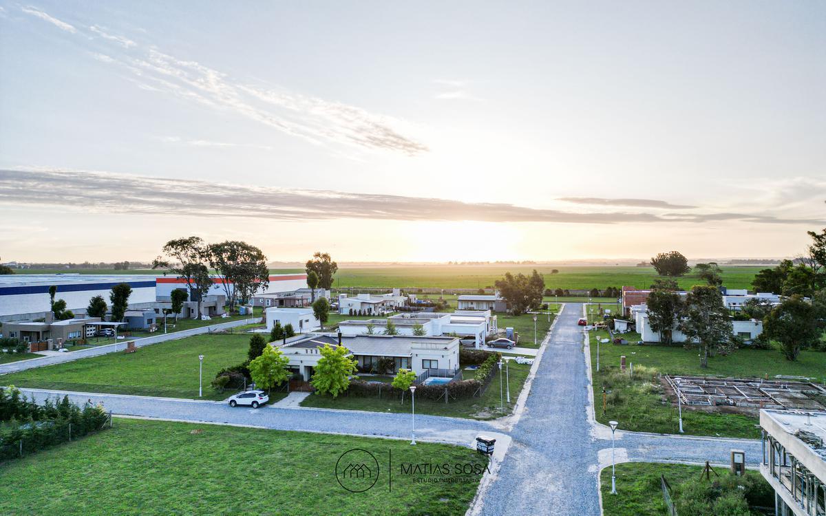 Lote en Barrio La Aurelia de 639m² con entrega inmediata