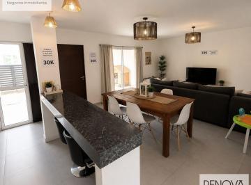 Casa · 125m² · 5 Ambientes · 1 Cochera · Oportunidad Espectacular en Miradores de Manantiales 2. Dúplex de 2 Dorm.!