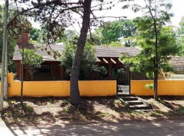 Casa de 7 ambientes, Monte Hermoso · Casa en Venta en Monte Hermoso - Barrio Las Dunas