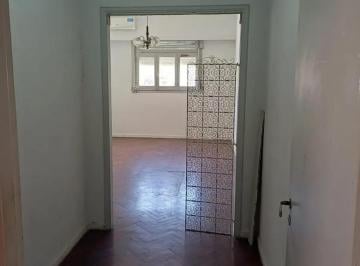 Departamento · 84m² · 4 Ambientes · Departamento en Venta - 3 Dorm. 1 Baño - Mataderos