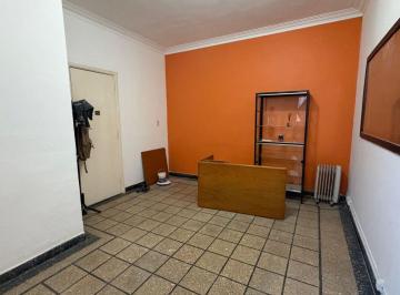 PH de 3 ambientes, Lomas de Zamora · PH de 3 Ambientes con Patio en Venta en Lomas de Zamora