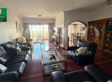 Departamento · 170m² · 5 Ambientes · 1 Cochera · Departamento en Lomas de Zamora