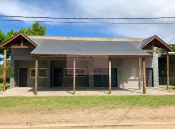 Departamento · 225m² · 2 Ambientes · Complejo en Av 3