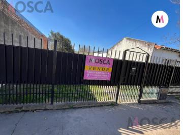 Casa · 70m² · 4 Ambientes · 3 Cocheras · Vendo Casa en Moreno Cerca Acceso Oeste con Parque y Pileta