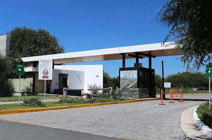 Terreno · 225m²