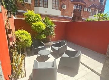 Casa · 140m² · 4 Ambientes · 1 Cochera · Venta Triplex 4 Ambientes Patio Cochera Villa Sarmiento