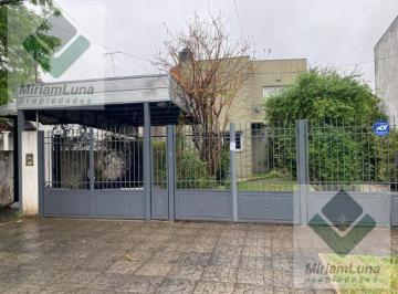 Casa · 124m² · 3 Ambientes · 2 Cocheras · Casa en Venta