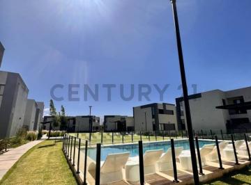 Departamento · 62m² · 3 Ambientes · 1 Cochera · Departamento con Hermoso Jardin y Pileta
