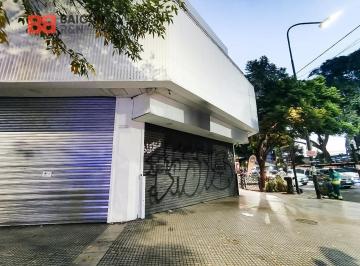 Local comercial · 312m² · En Esquina, Ideal Zona Comercial!