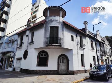 Local comercial · 220m² · Av Elcano 3100 Esq. Corregidores