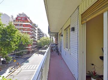 Departamento · 75m² · 4 Ambientes · Departamo en Venta en Palermo, Semipiso de 4 Ambientes con Balcón y Dependencias.