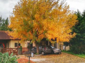 Casa de 4 ambientes, Presidente Perón · Casa en Venta C/ Cochera en Malibú