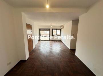 Departamento de 4 ambientes, Córdoba · Terraza Propia - Asador - Frente - Piso Alto