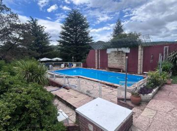 Casa de 3 ambientes, San Antonio de Arredondo · Hermosa Pileta, Departamento, un Baño, Terreno de 450 m.