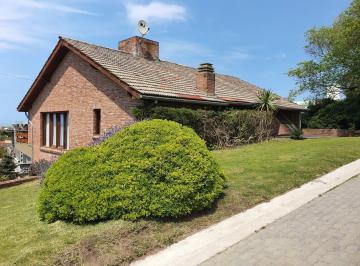 Casa · 600m² · 8 Ambientes · 6 Cocheras · Casa en Pinamar