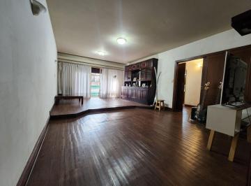 Departamento de 4 ambientes, Flores · Venta Departamento Flores 4 Ambientes con Cochera Zona Comercial