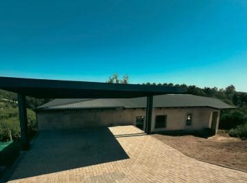 Casa · 1000m² · 7 Ambientes · 2 Cocheras · Casa en Venta Estancia Q2 Mendiolaza 3 Dorm. - 1000 m² Terreno - Una Planta